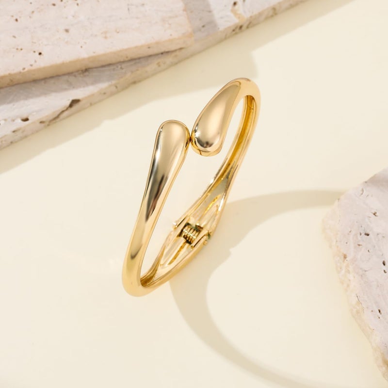 Rainhonor Chunky Gold Bangles Bracelets for Women Gold Cuff Bracelet Set Waterproof Non Tarnish Stack Bracelet for Women Gifts - Image 5